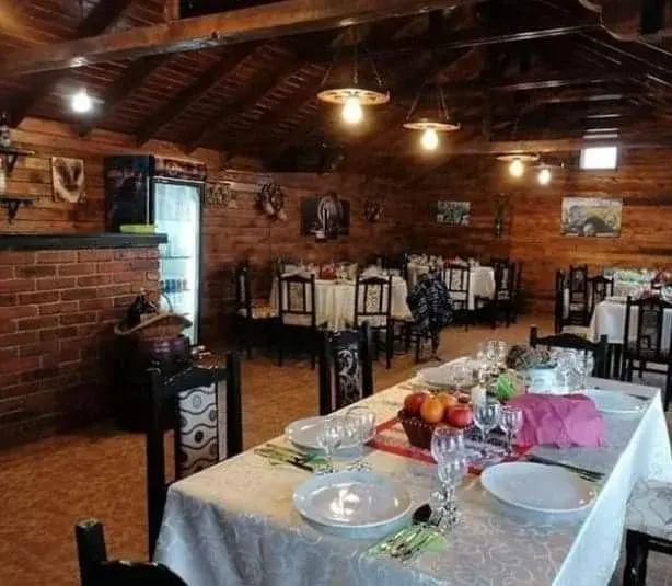 Restaurant nuntă Neamț – La Cabana